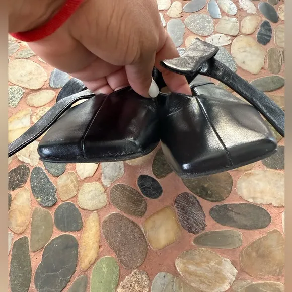 Vicenza Bow Mary Jane Flats