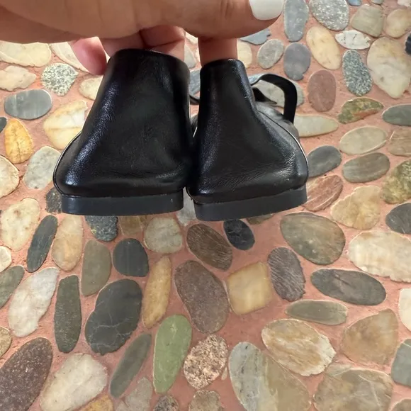Vicenza Bow Mary Jane Flats