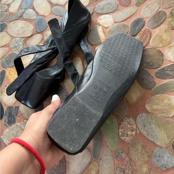 Vicenza Bow Mary Jane Flats