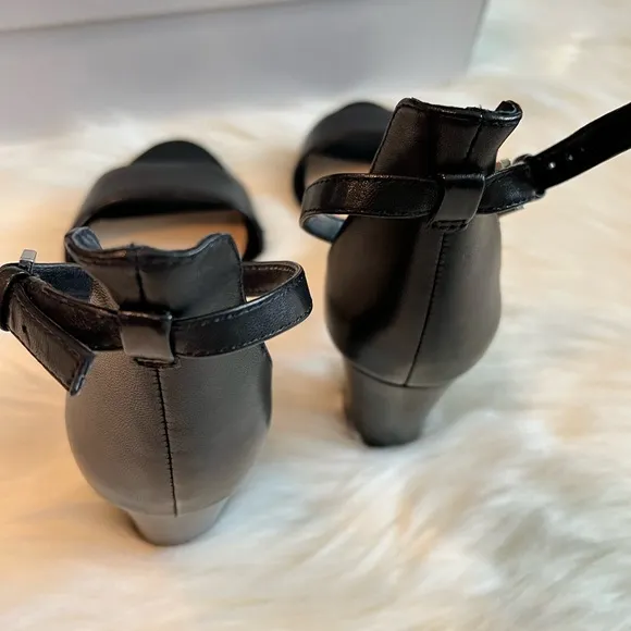 Vince Camuto Ankle Strap Black Leather Sandals