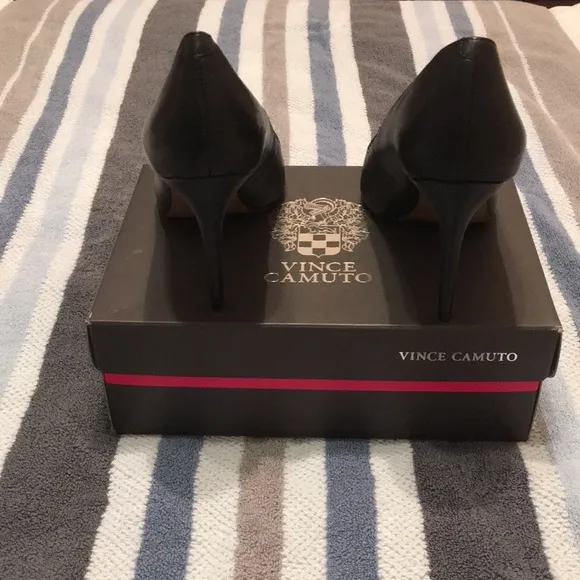 Vince Camuto  Black Shoes!