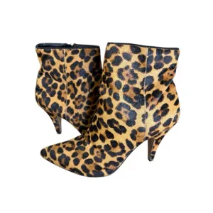 Vince Camuto Nandi2 Leopard Calf Hair Pointed Toe Booties Size 10 M