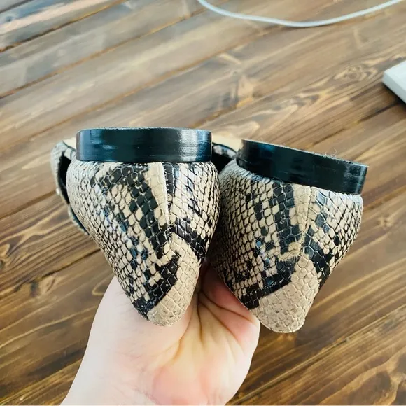 Vince Camuto NEW Wenerly Leather Snake Skin Print Studded Flats Size 10
