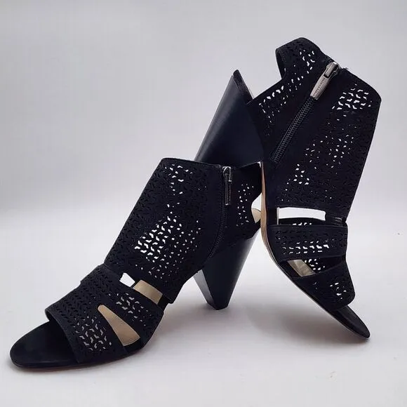 Vince Camuto VC-ESTEN Women's 9.5W Wide Black Heeled Sandals Open Toe Party Heel