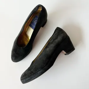 Vintage avant garde black suede leather kitten heel pumps Size 8.5 artsy Italian