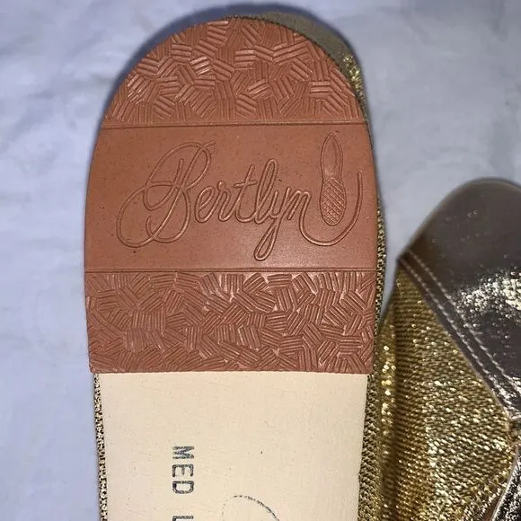 VINTAGE Bertlyn House Shoes Slippers Metallic Gold Stretchy Original Packaging