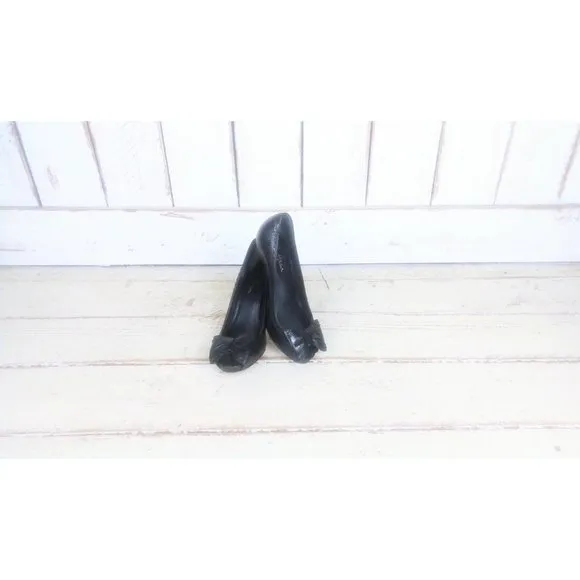 Vintage black paisley embossed leather bow tie peep toe high heel shoes