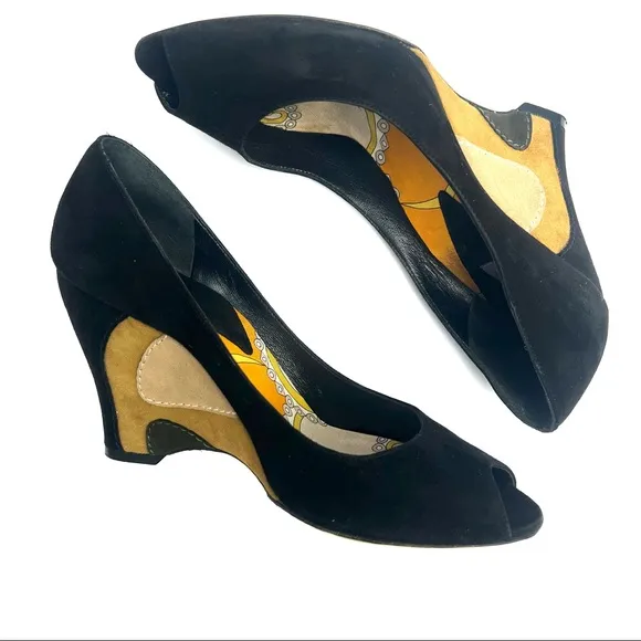 Vintage Emilio Pucci Hill Suede Open Toe Vintage Wedges Size 36.5