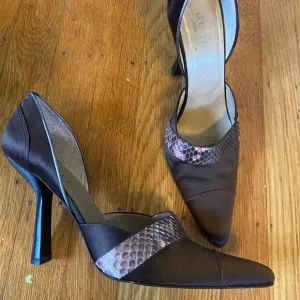 Vintage Gucci Python Satin Pumps Python Heels Size 10 / 41