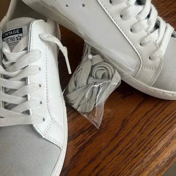 Vintage Havana Carla Sneakers