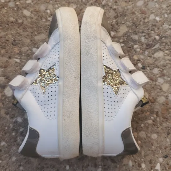 Vintage Havana Charlee Three Strap Glitter Star Sneaker 9 Toddler