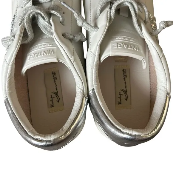 Vintage Havana white Gemma silver star lace up sneakers size 8 faux leather