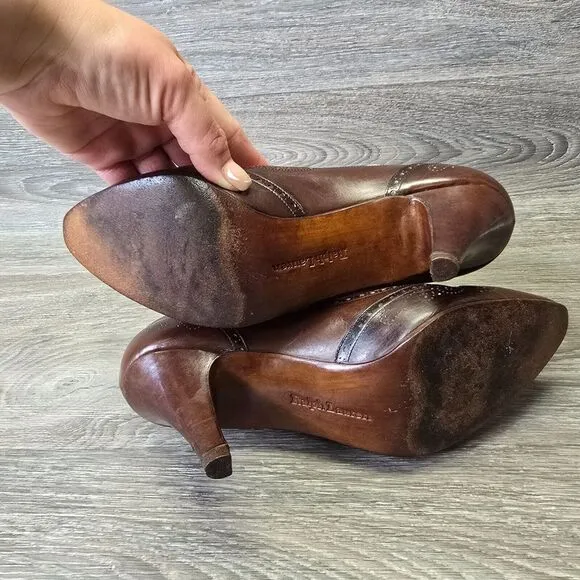 Vintage Ralph Lauren Womens 8.5 Wing Tip Leather Classic‎ Pumps Heels Old Money