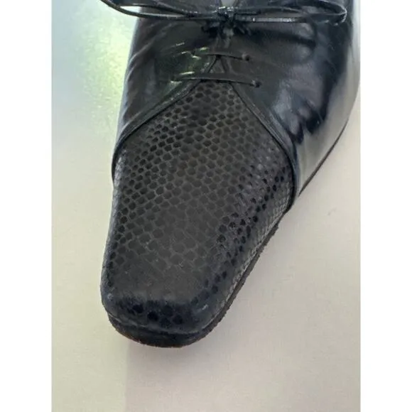 Vintage Stuart Weitzman Black Leather Square Toe Pumps bow Made in Spain size 5