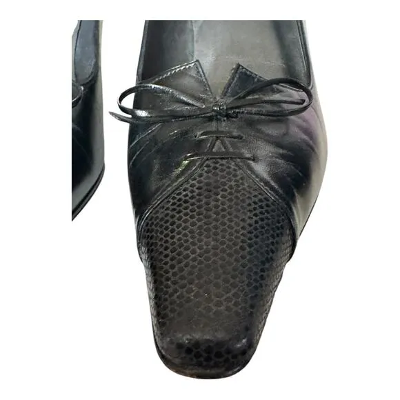 Vintage Stuart Weitzman Black Leather Square Toe Pumps bow Made in Spain size 5