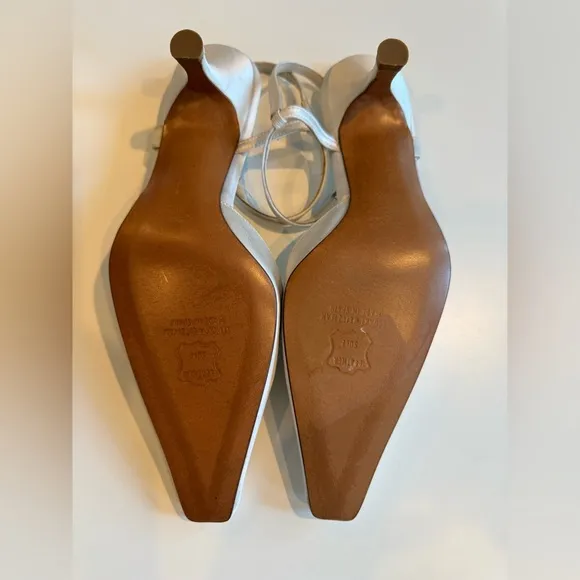 Vintage Stuart Weitzman White Satin Kitten Heel Sandals – Size 7