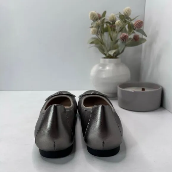 Vionic Amorie Leather Flats Slip On Comfort Shoes Pewter Metallic Women 8.5 NWOB