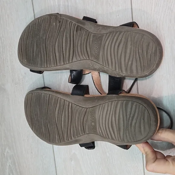 Vionic Women Jodie Leather Strappy slide flats  Sandals shoes sz 9