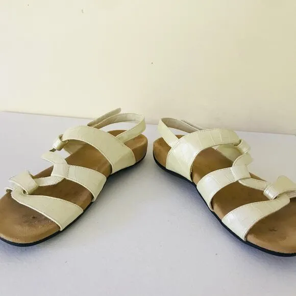 Vionic Women's Paros Comfort Flat Back Strap Sandals Cream Crocodile Size 7