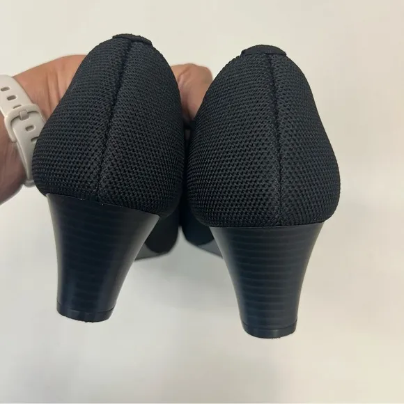 Vivaia Tamia Wedge Pro Almond Toe Black Pumps Size 42