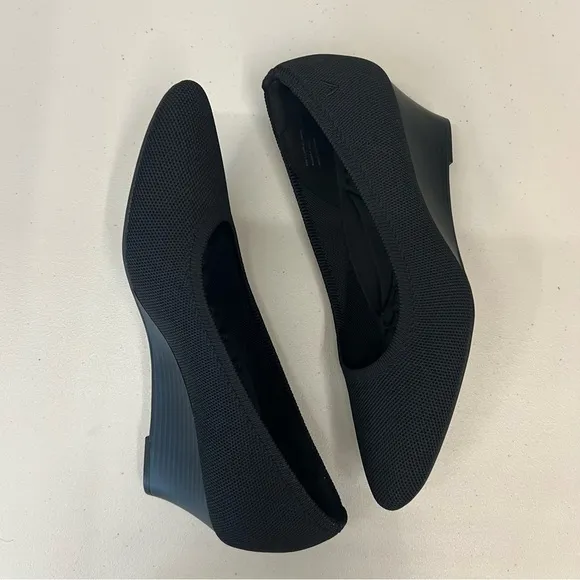 Vivaia Tamia Wedge Pro Almond Toe Black Pumps Size 42