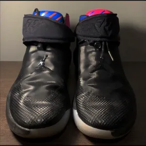🥂WHY NOTU? Jordan Shoes🥂