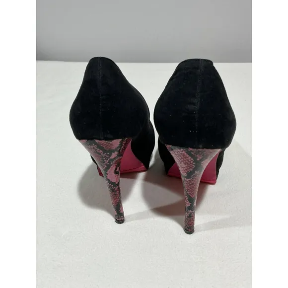 Woman’s Signature By Shoe Dazzle Prisca 8 Black Suede Stiletto Platform Shoe