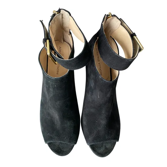 Women's Adrienne Vittadini Black Fine Suede Peep-Toe Heels Booties Shooties 8M