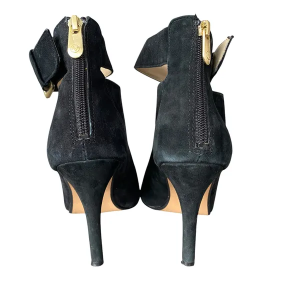 Women's Adrienne Vittadini Black Fine Suede Peep-Toe Heels Booties Shooties 8M