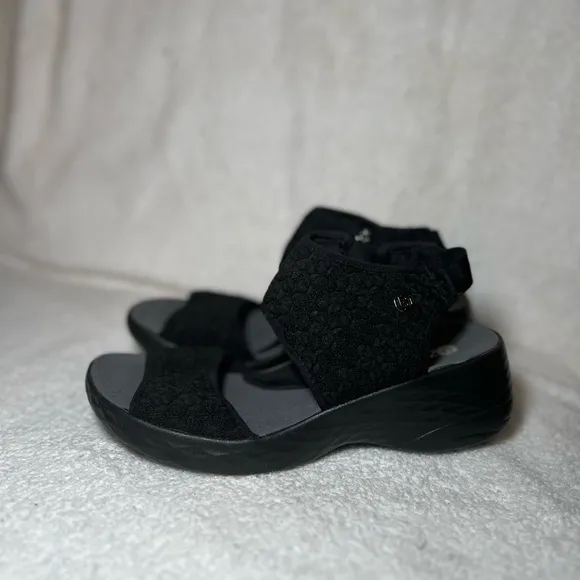 Women's Black Wedge Sandals