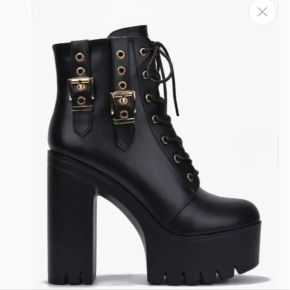 Women's Block Heel Lace Up Botties Black Color