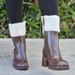 Women's Chunky Block Heel Ankle Boots Brown Color