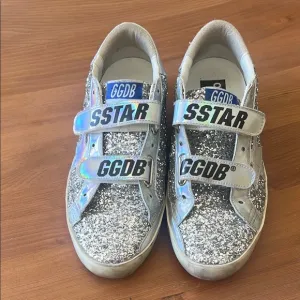 Women’s Golden Goose Glitter Sneakers - Silver