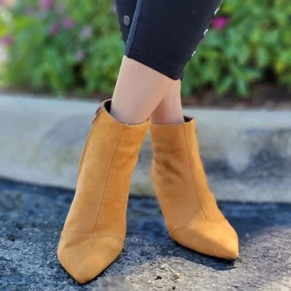 Women's Mocha Pointy Toe Ankle Boots