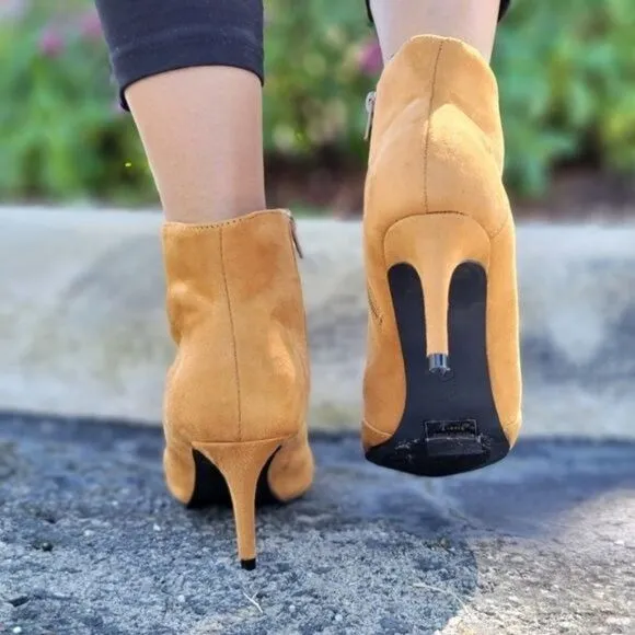Women's Mocha Pointy Toe Ankle Boots
