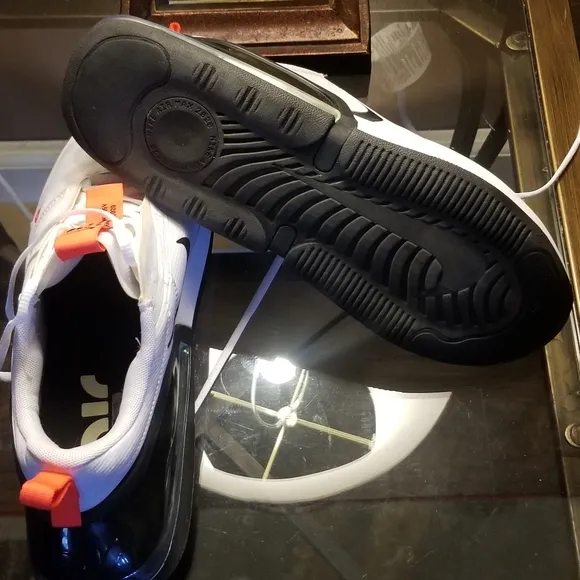 WOMEN'S NIKE AIR MAX UP SHOES SZ. 9.5