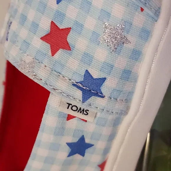Womens Patriotic Toms Alpargata Glow in the Dark Stars