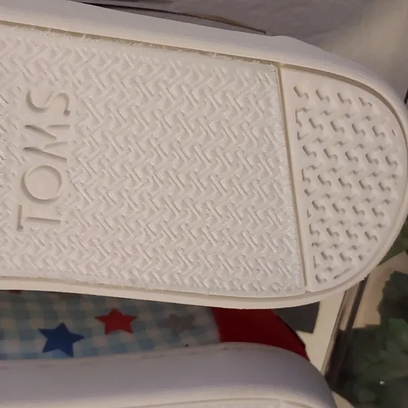 Womens Patriotic Toms Alpargata Glow in the Dark Stars