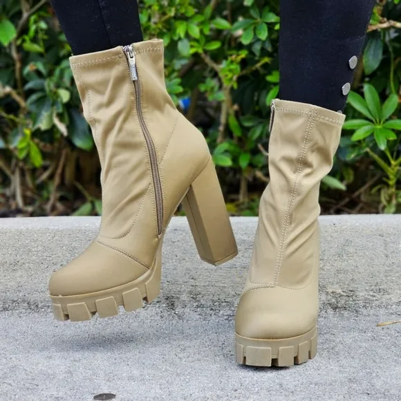 Women's Platform Ankle Chunky Heel Boots Taupe Color