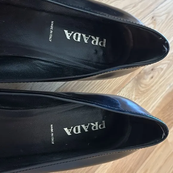 Women’s PRADA gorgeous pumps!