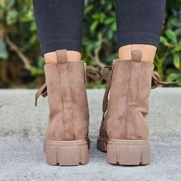 Womens Suede Nude Combat Ankle Boots Lace Up‎ Heeled