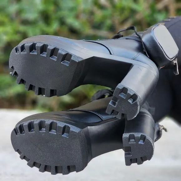 Women's Black Block Heel Lace Up Botties