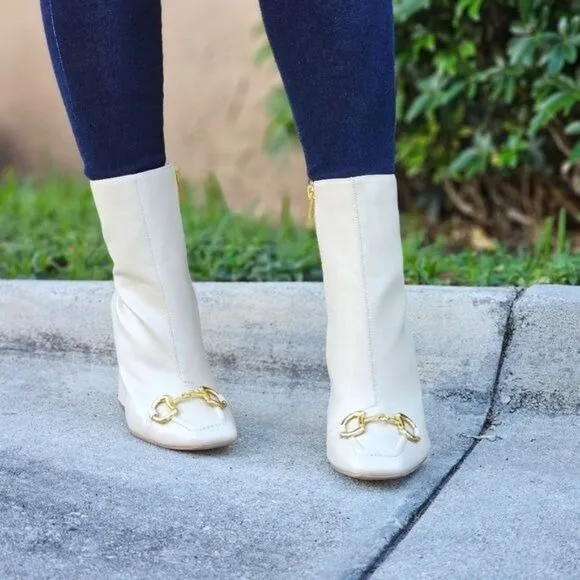 Women Square Toe Chain Bit Buckle Block Heel Bootie White Color