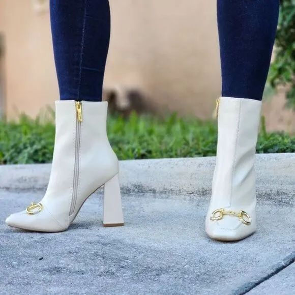 Women Square Toe Chain Bit Buckle Block Heel Bootie White Color