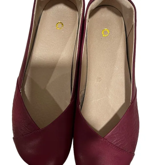 Xeroshoes Flats raspberry genuine Leather upper wide toe size 9.5W NWOT