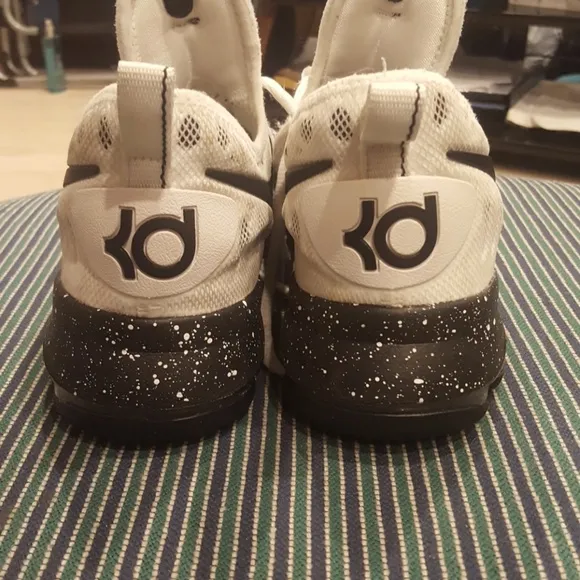 YOUTH NIKE KD