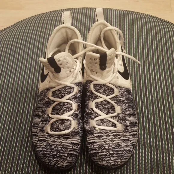 YOUTH NIKE KD