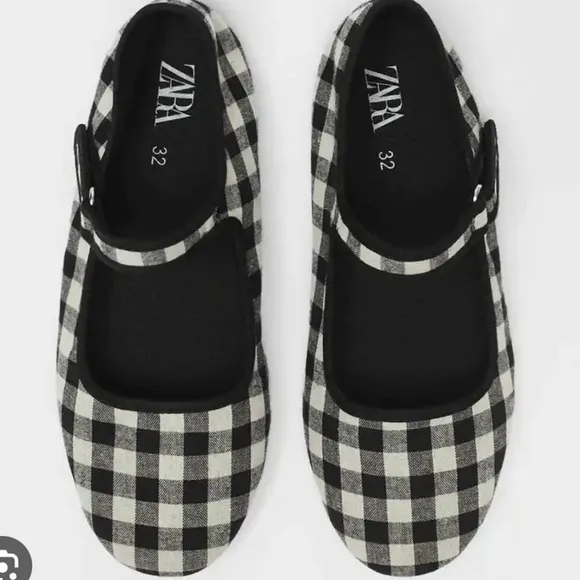ZARA gingham mary janes black and white shoes girl bloggers favorite