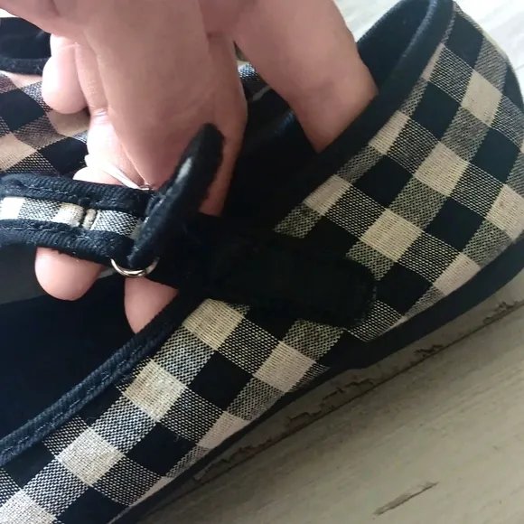 ZARA gingham mary janes black and white shoes girl bloggers favorite