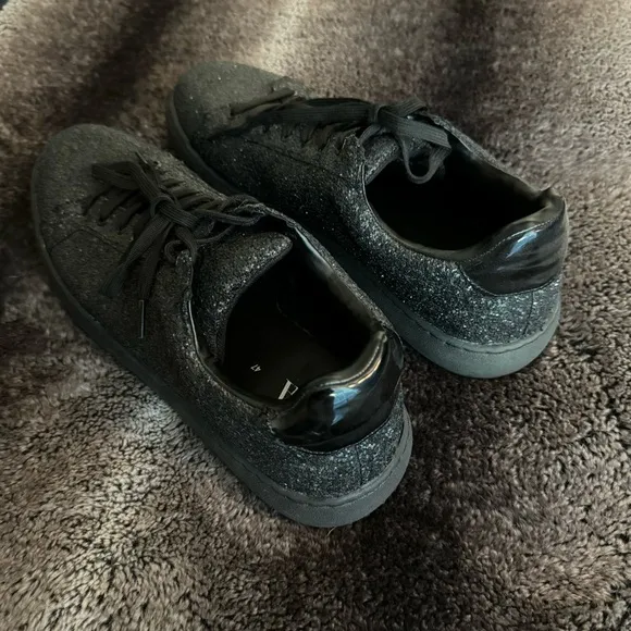 Zara Men’s Glitter Shoes